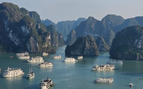 zatoka Halong z DiscoverAsia.jpg